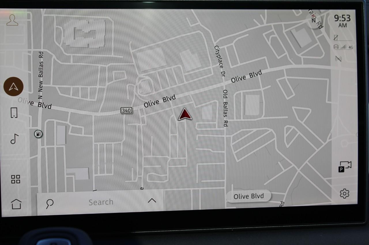 Land Rover Defender Vehicle Full-screen Gallery Image 25