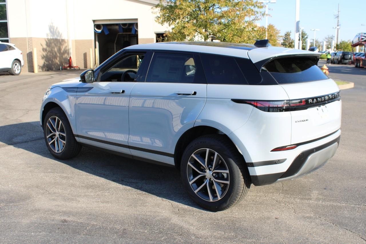 Land Rover Range Rover Evoque Vehicle Full-screen Gallery Image 3