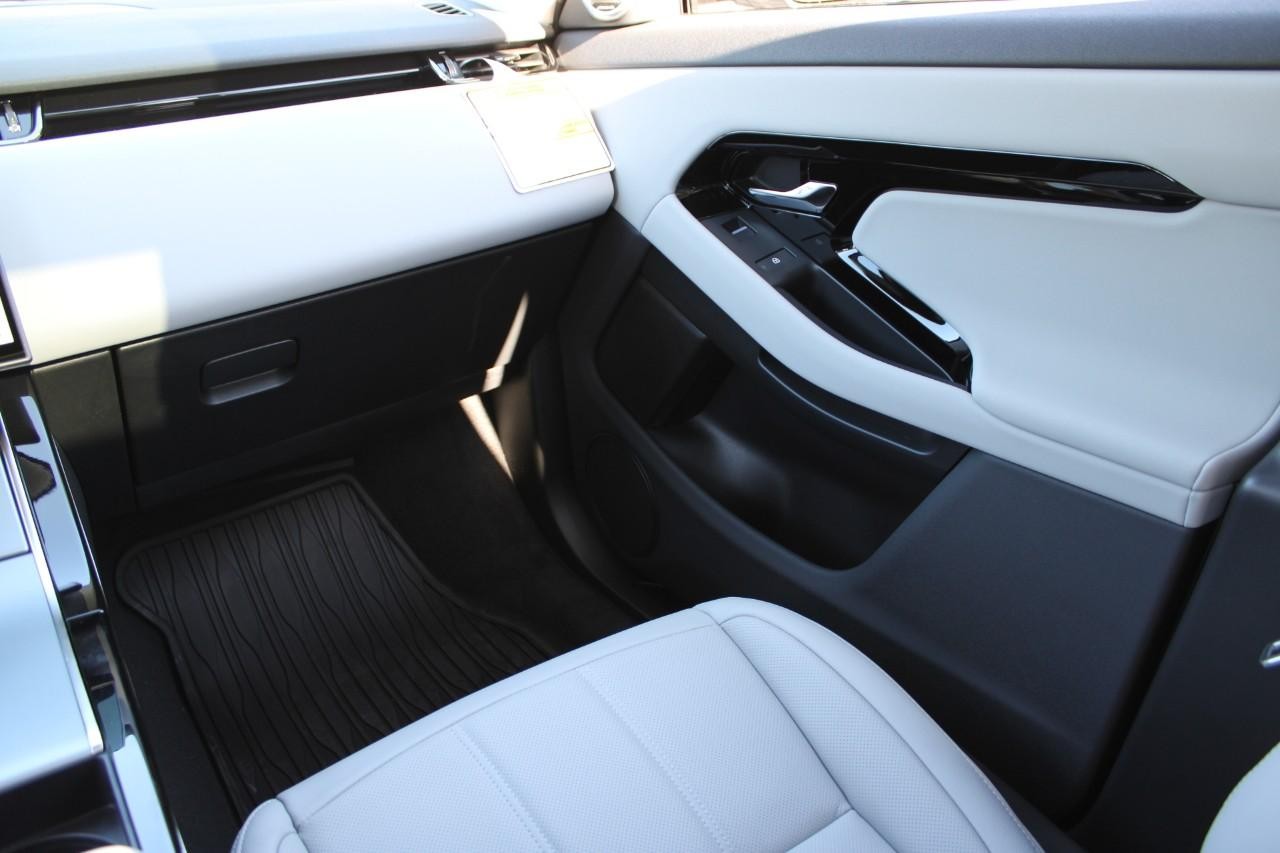 Land Rover Range Rover Evoque Vehicle Full-screen Gallery Image 20