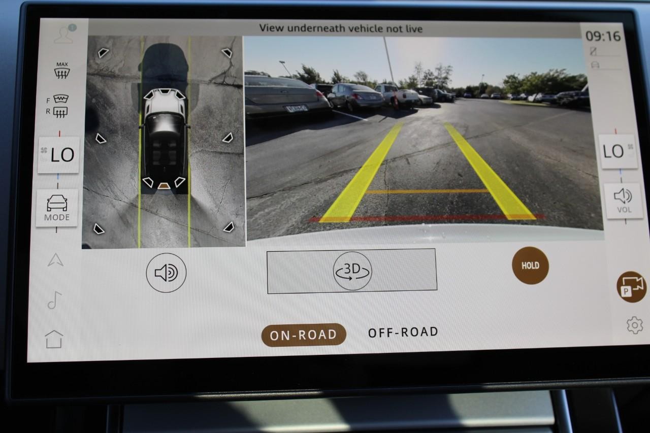 Land Rover Range Rover Evoque Vehicle Full-screen Gallery Image 27