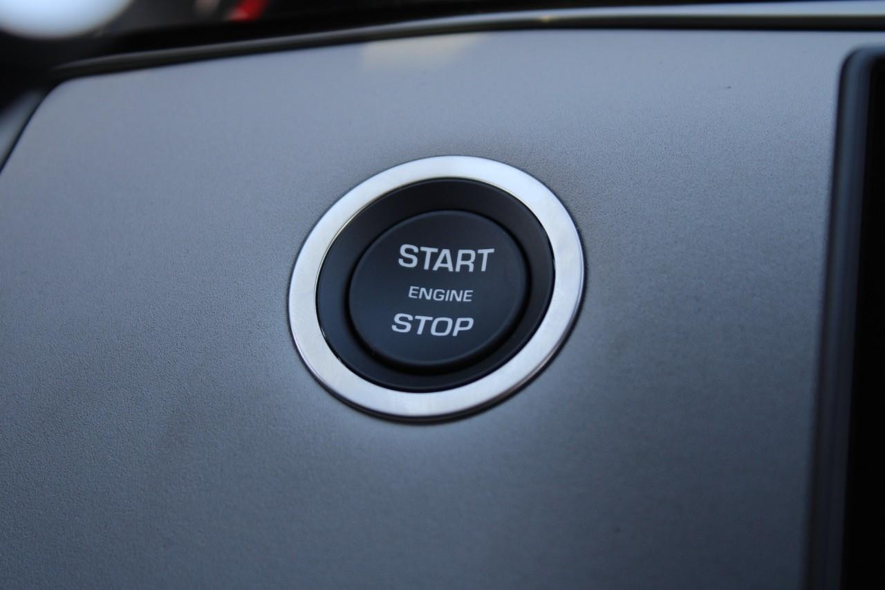 Land Rover Range Rover Evoque Vehicle Full-screen Gallery Image 29