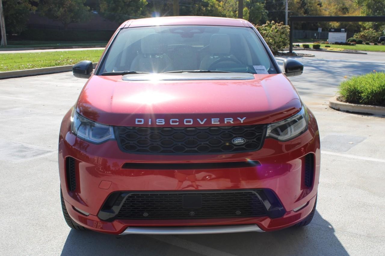 Land Rover Discovery Sport Vehicle Full-screen Gallery Image 7