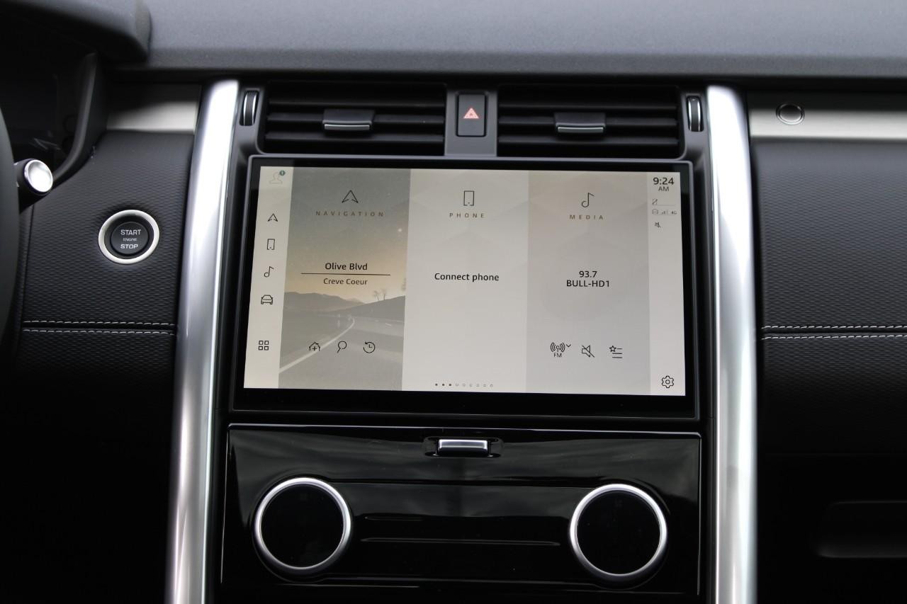 Land Rover Discovery Vehicle Full-screen Gallery Image 16