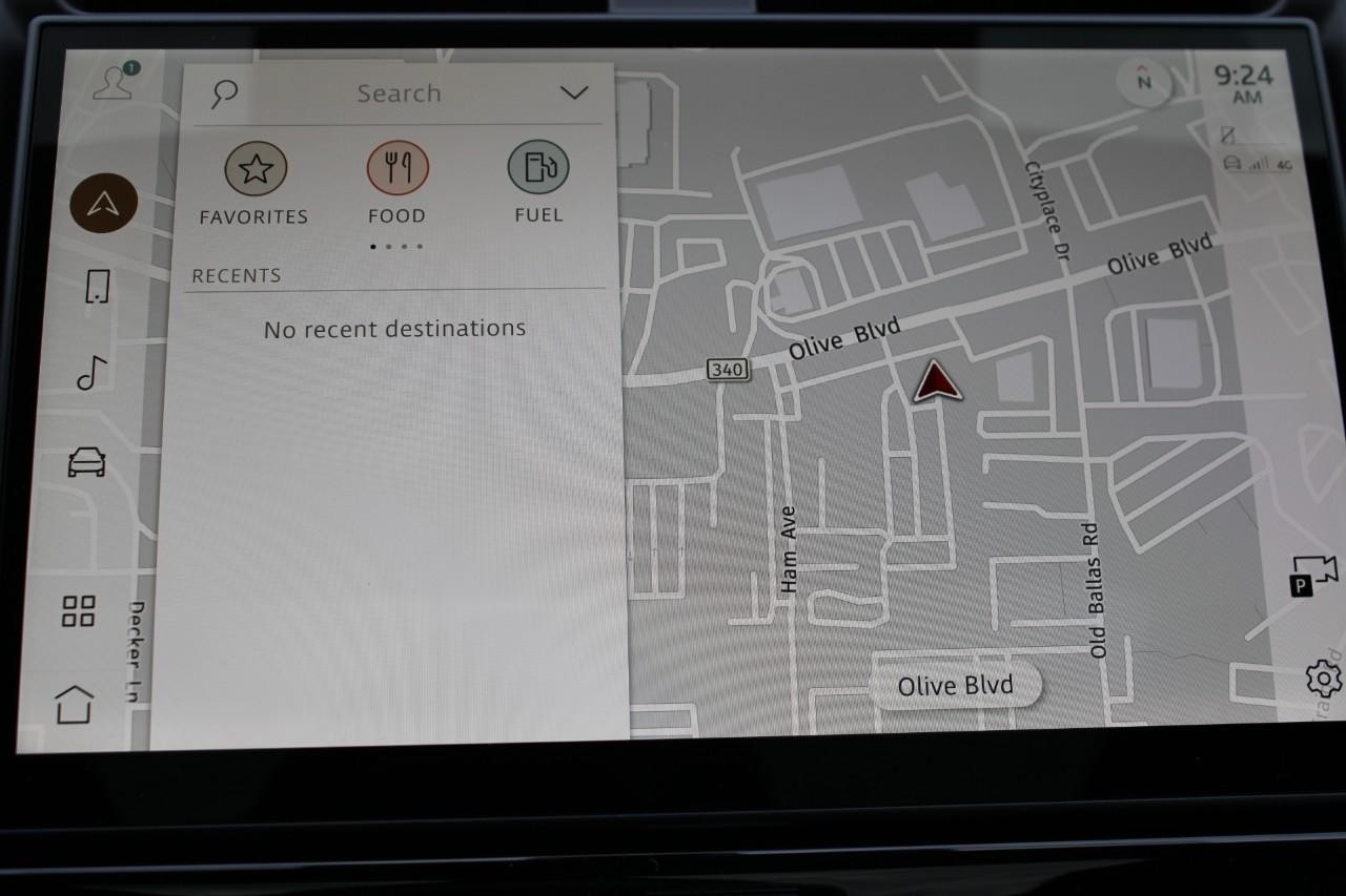 Land Rover Discovery Vehicle Full-screen Gallery Image 25