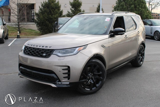 2025 Land Rover Discovery Dynamic SE's photo