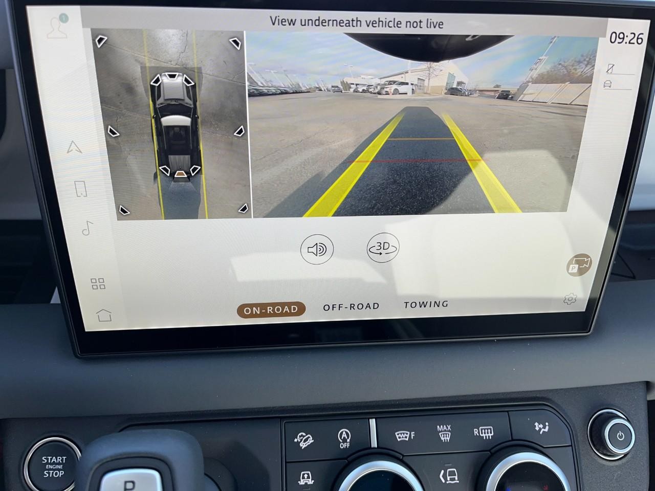 Land Rover Defender Vehicle Full-screen Gallery Image 25