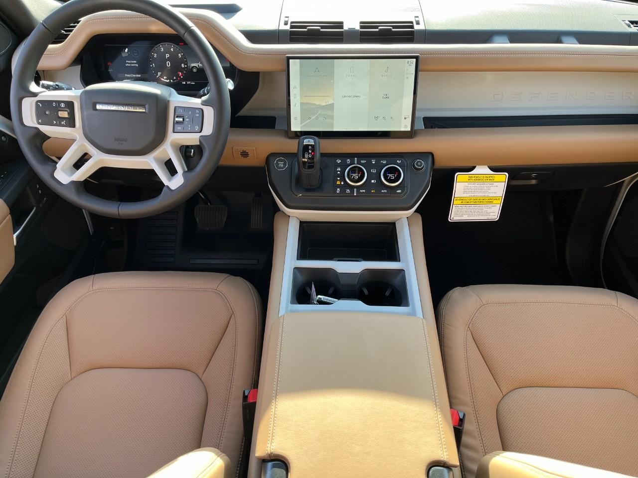 Land Rover Defender Vehicle Full-screen Gallery Image 14
