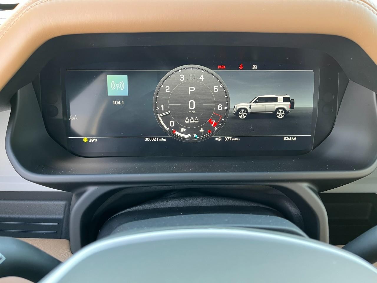 Land Rover Defender Vehicle Full-screen Gallery Image 23