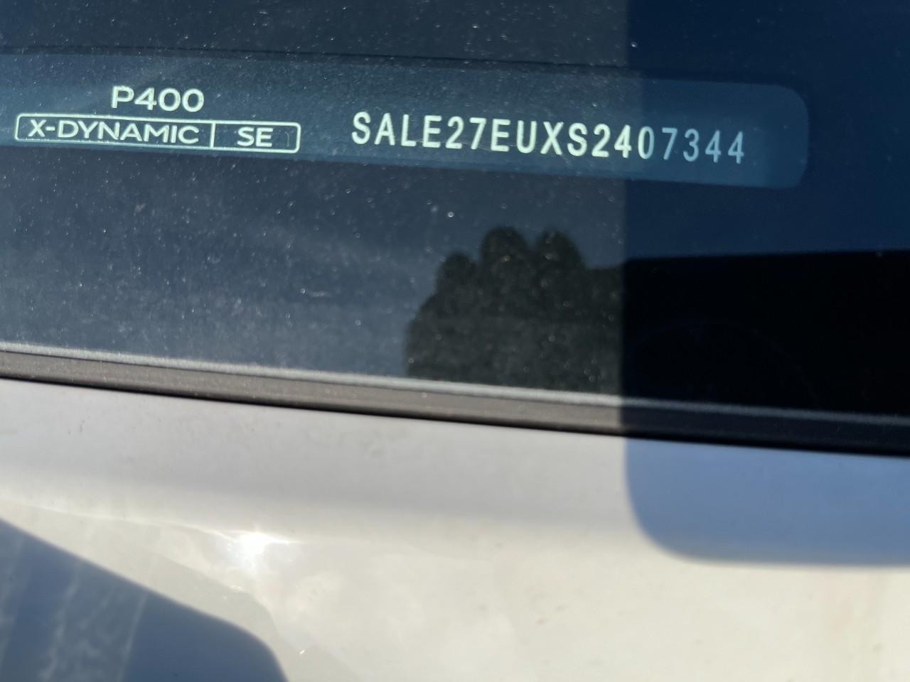 Land Rover Defender Vehicle Full-screen Gallery Image 35