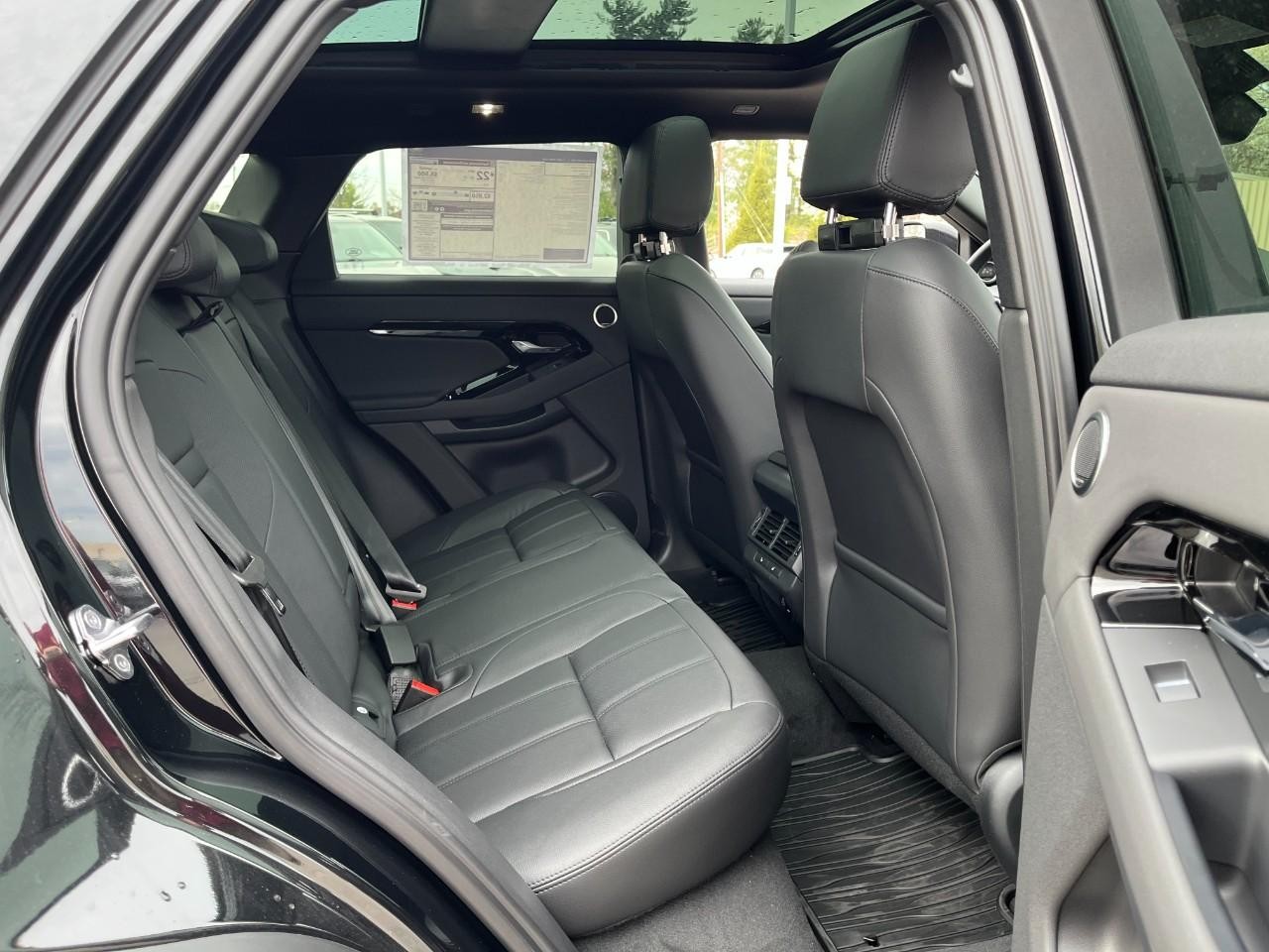 Land Rover Range Rover Evoque Vehicle Full-screen Gallery Image 14