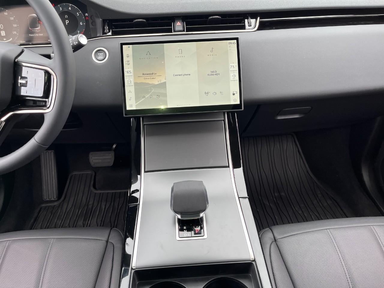 Land Rover Range Rover Evoque Vehicle Full-screen Gallery Image 17