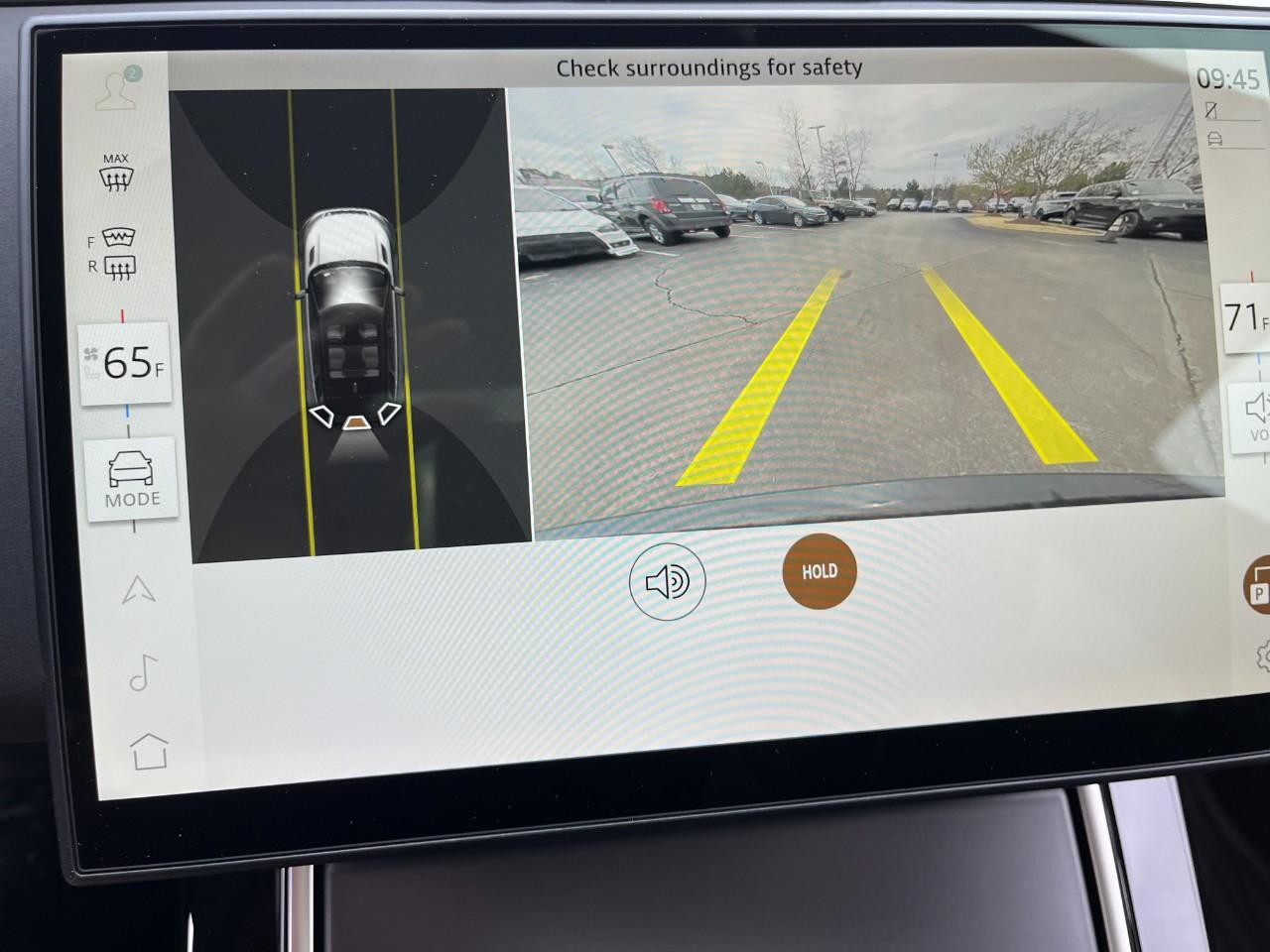 Land Rover Range Rover Evoque Vehicle Full-screen Gallery Image 27