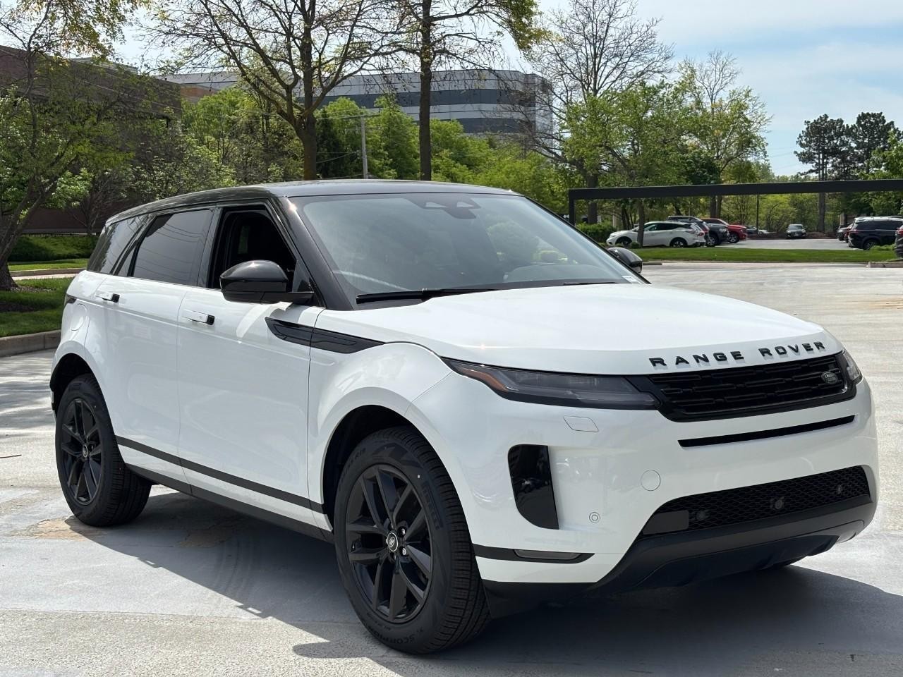 Land Rover Range Rover Evoque Vehicle Full-screen Gallery Image 7