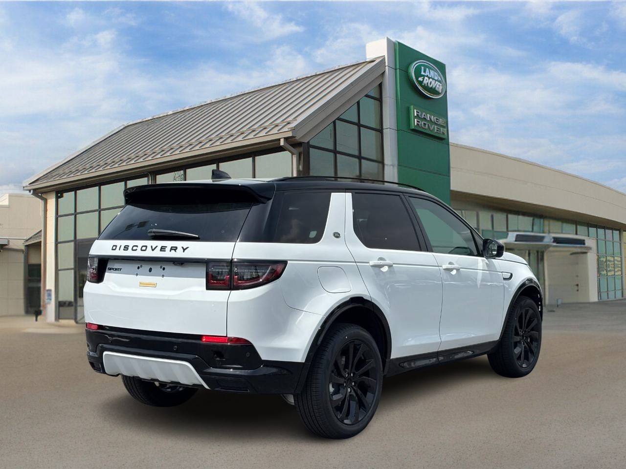 Land Rover Discovery Sport Vehicle Full-screen Gallery Image 4