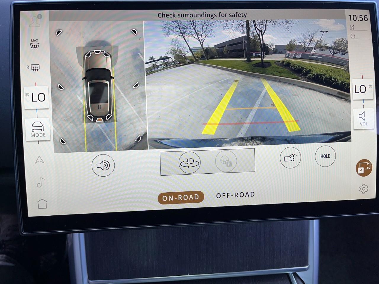 Land Rover Range Rover Vehicle Full-screen Gallery Image 26