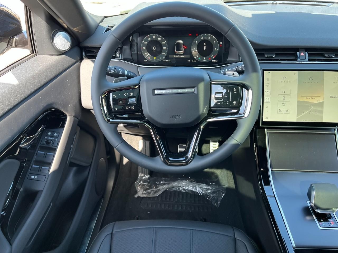 Land Rover Range Rover Evoque Vehicle Full-screen Gallery Image 15