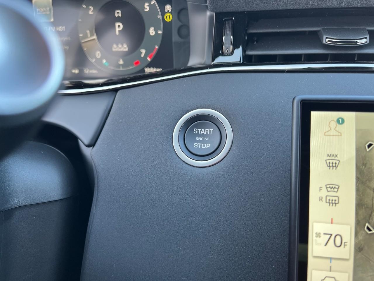 Land Rover Range Rover Evoque Vehicle Full-screen Gallery Image 28