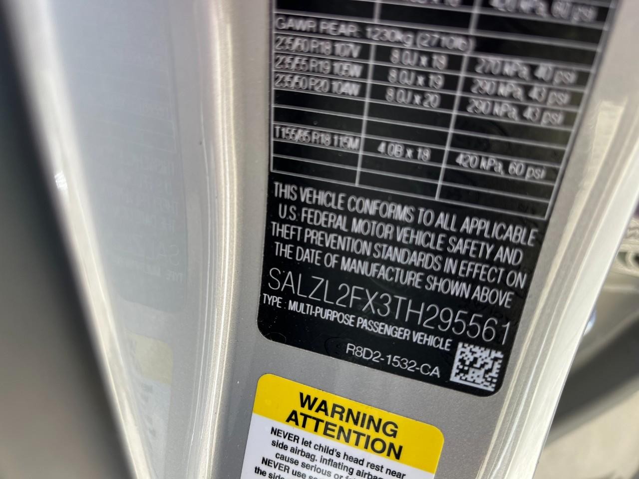 Land Rover Range Rover Evoque Vehicle Full-screen Gallery Image 37