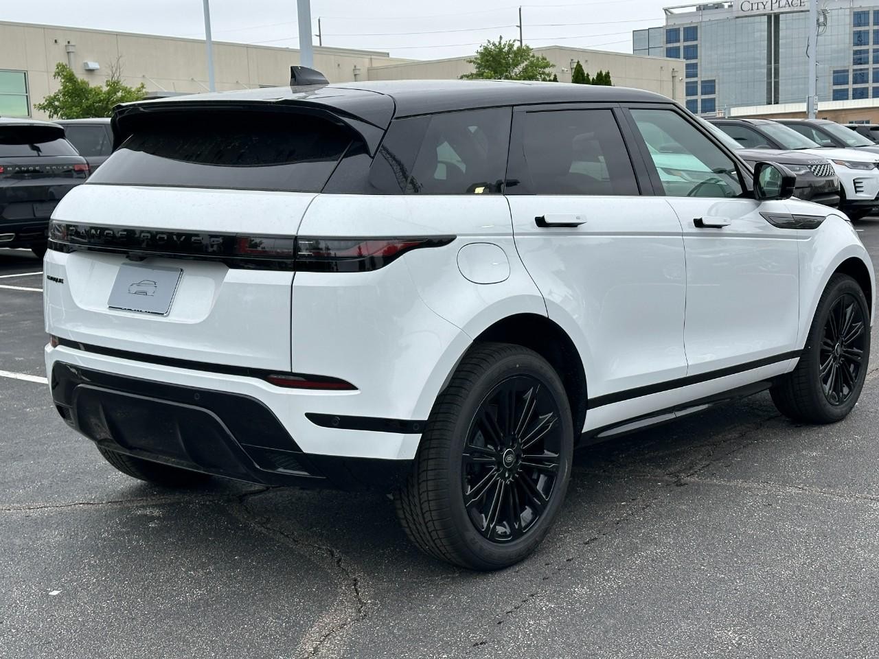 Land Rover Range Rover Evoque Vehicle Full-screen Gallery Image 5