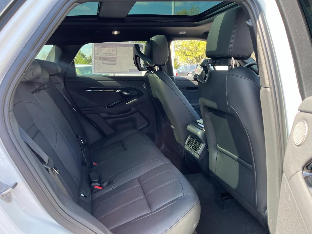 Land Rover Range Rover Evoque Vehicle Full-screen Gallery Image 14