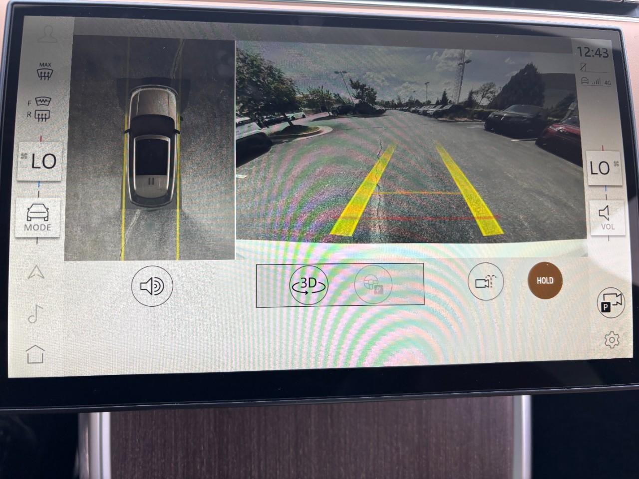 Land Rover Range Rover Vehicle Full-screen Gallery Image 26