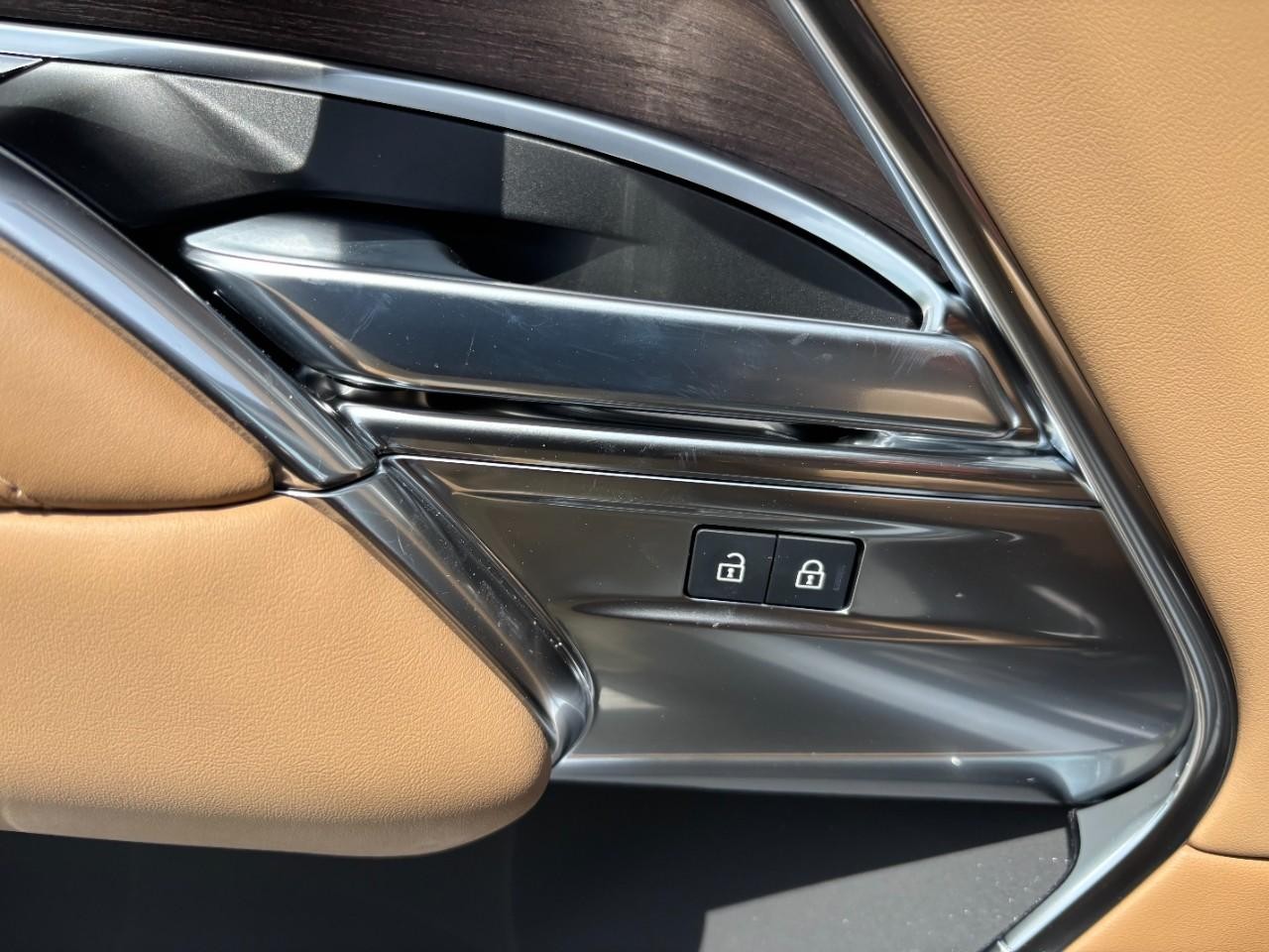 Land Rover Range Rover Vehicle Full-screen Gallery Image 34