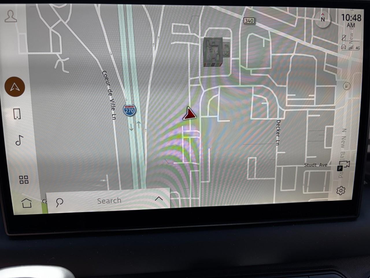 Land Rover Defender Vehicle Full-screen Gallery Image 26