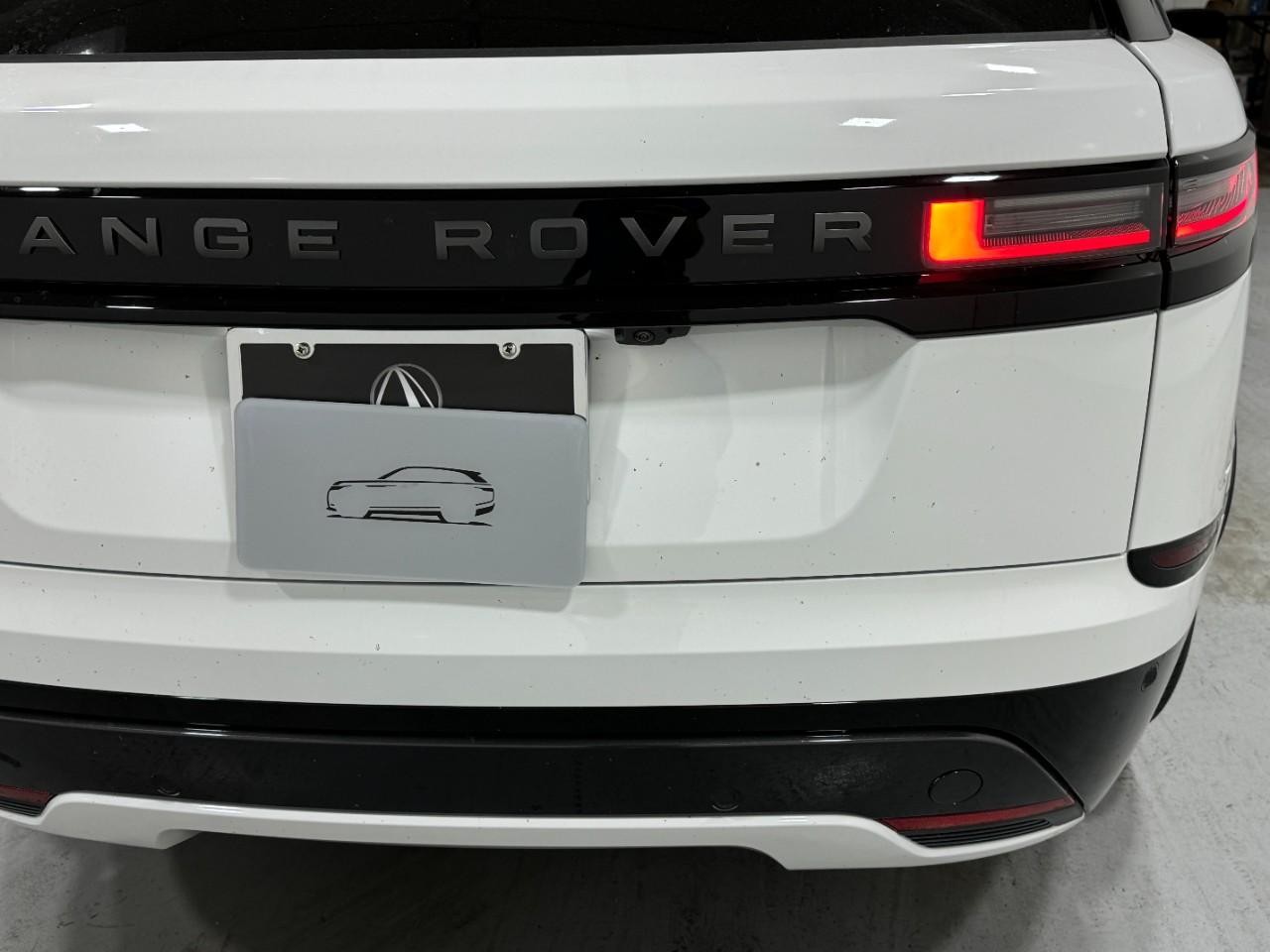 Land Rover Range Rover Velar Vehicle Full-screen Gallery Image 11