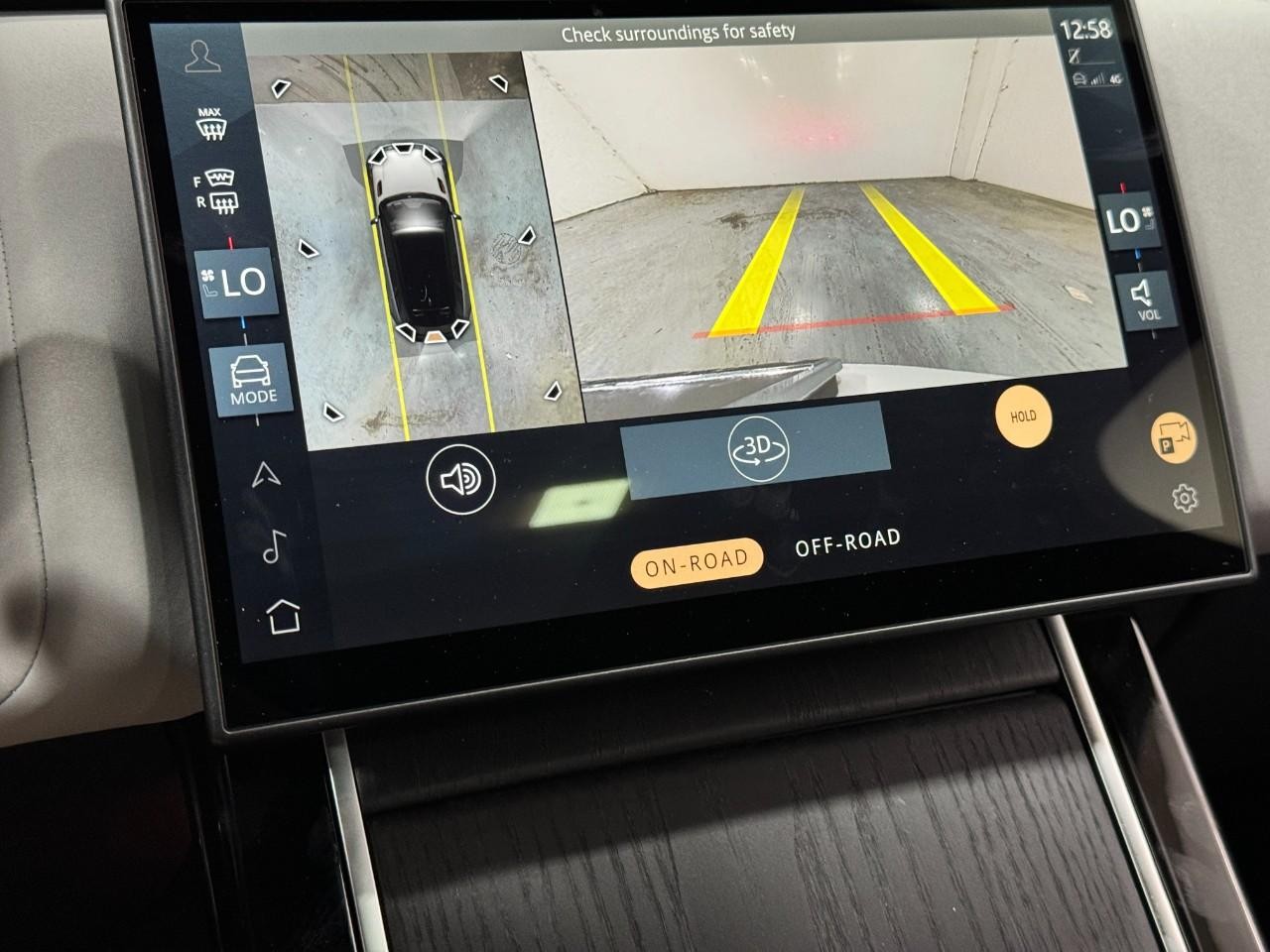 Land Rover Range Rover Velar Vehicle Full-screen Gallery Image 29