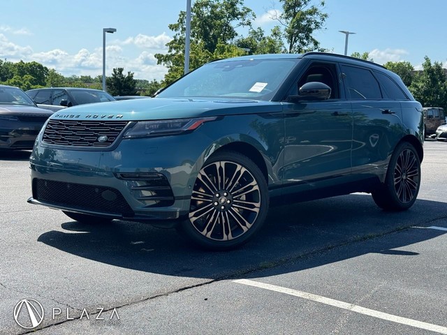 2026 Land Rover Range Rover Velar Dynamic SE's photo