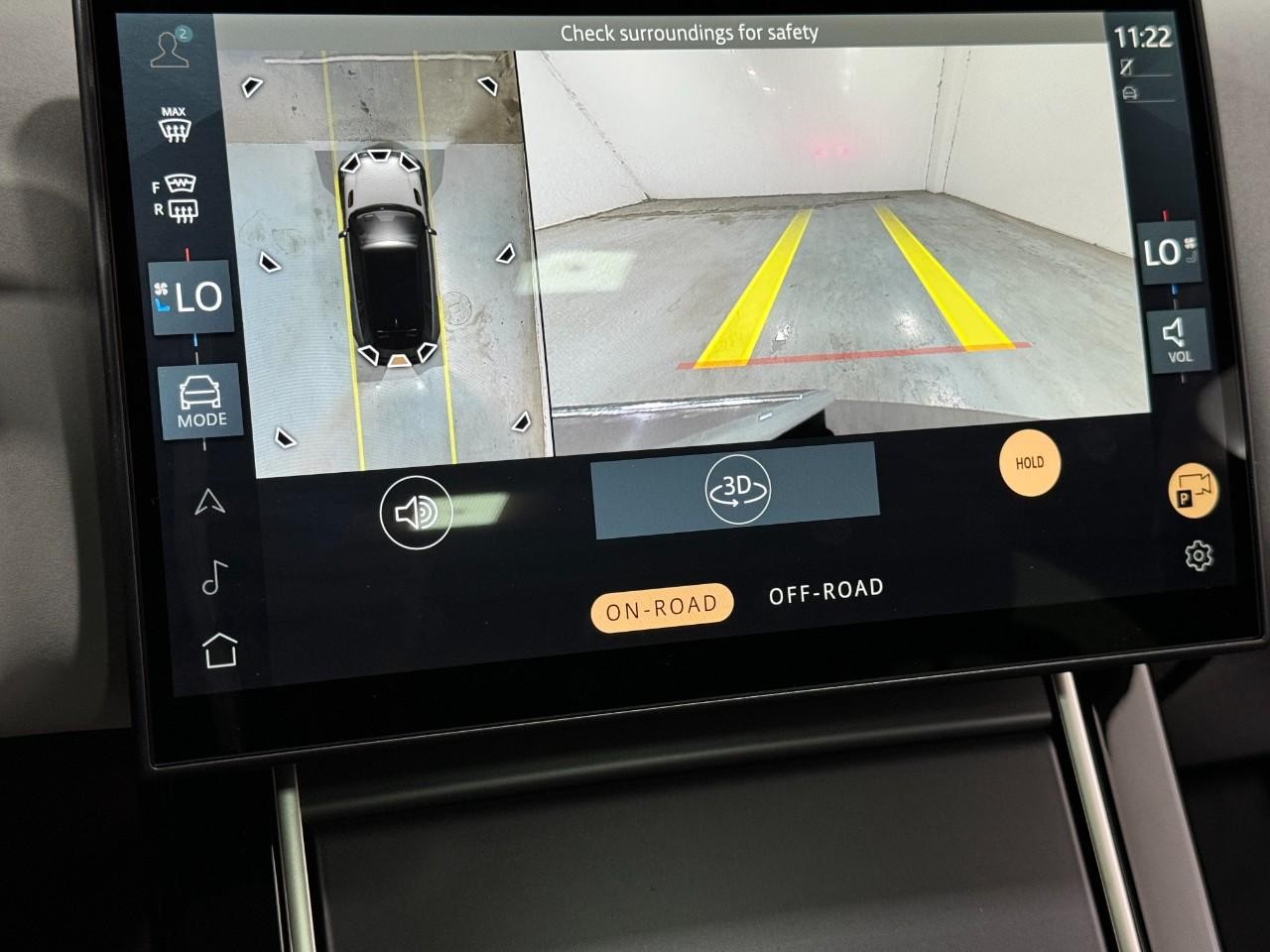 Land Rover Range Rover Velar Vehicle Full-screen Gallery Image 33