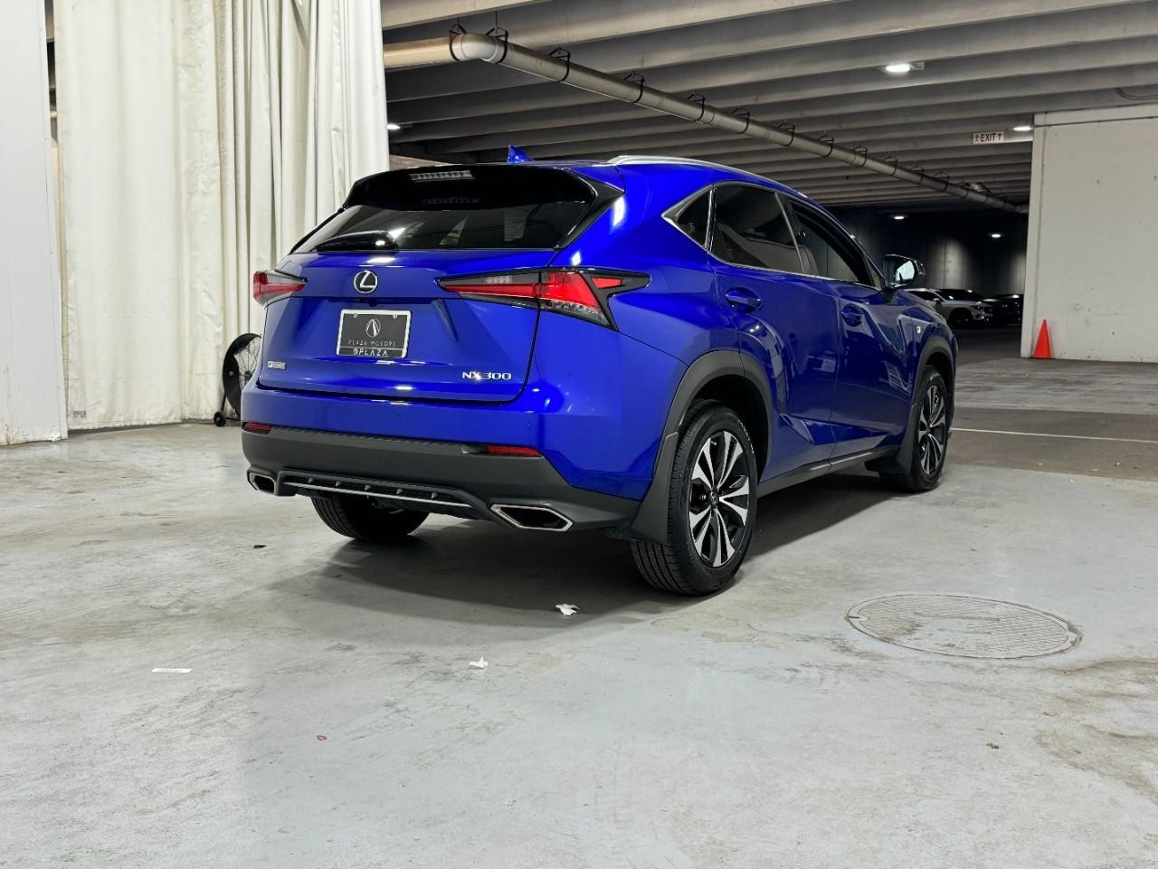 Lexus NX Vehicle Full-screen Gallery Image 4