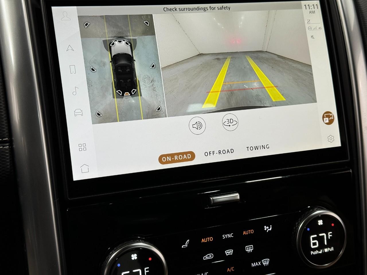 Land Rover Discovery Vehicle Full-screen Gallery Image 34