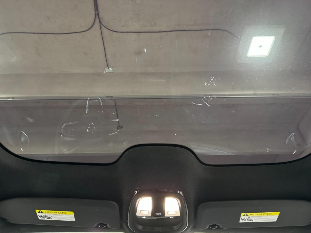 Volvo C40 Recharge Pure Electric Vehicle Full-screen Gallery Image 11