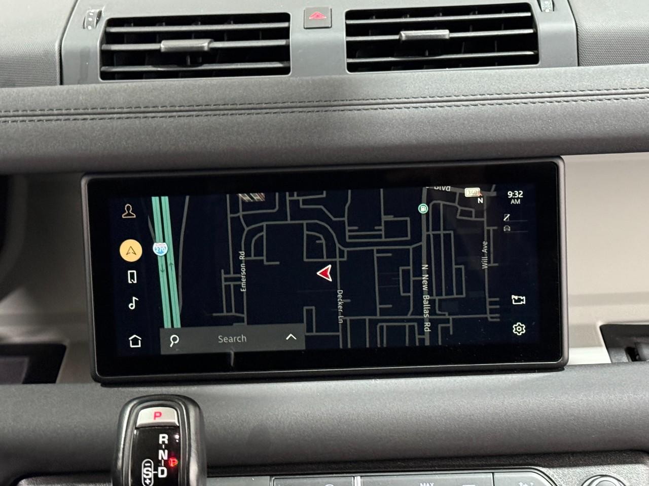 Land Rover Defender Vehicle Full-screen Gallery Image 13