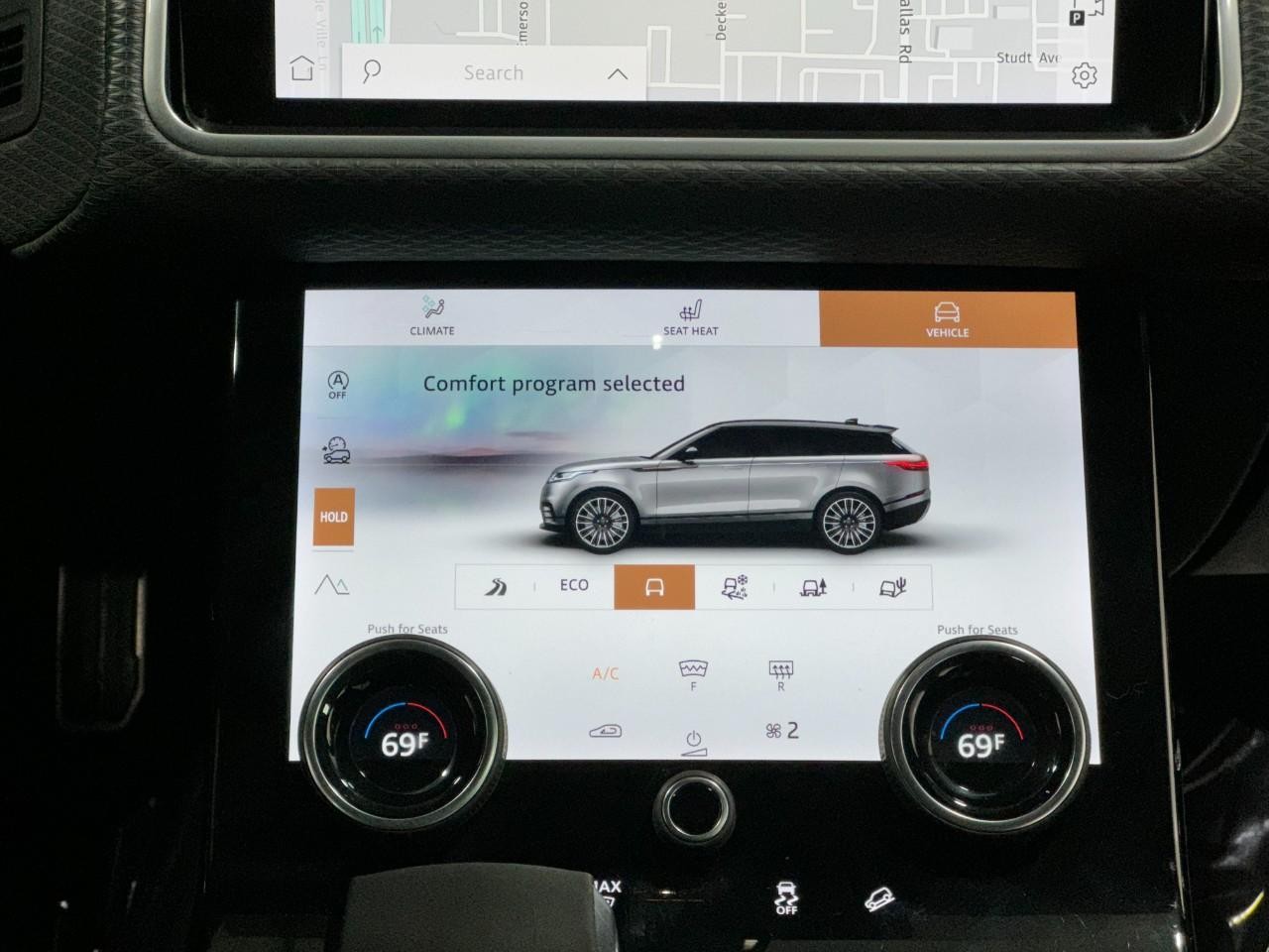 Land Rover Range Rover Velar Vehicle Full-screen Gallery Image 16