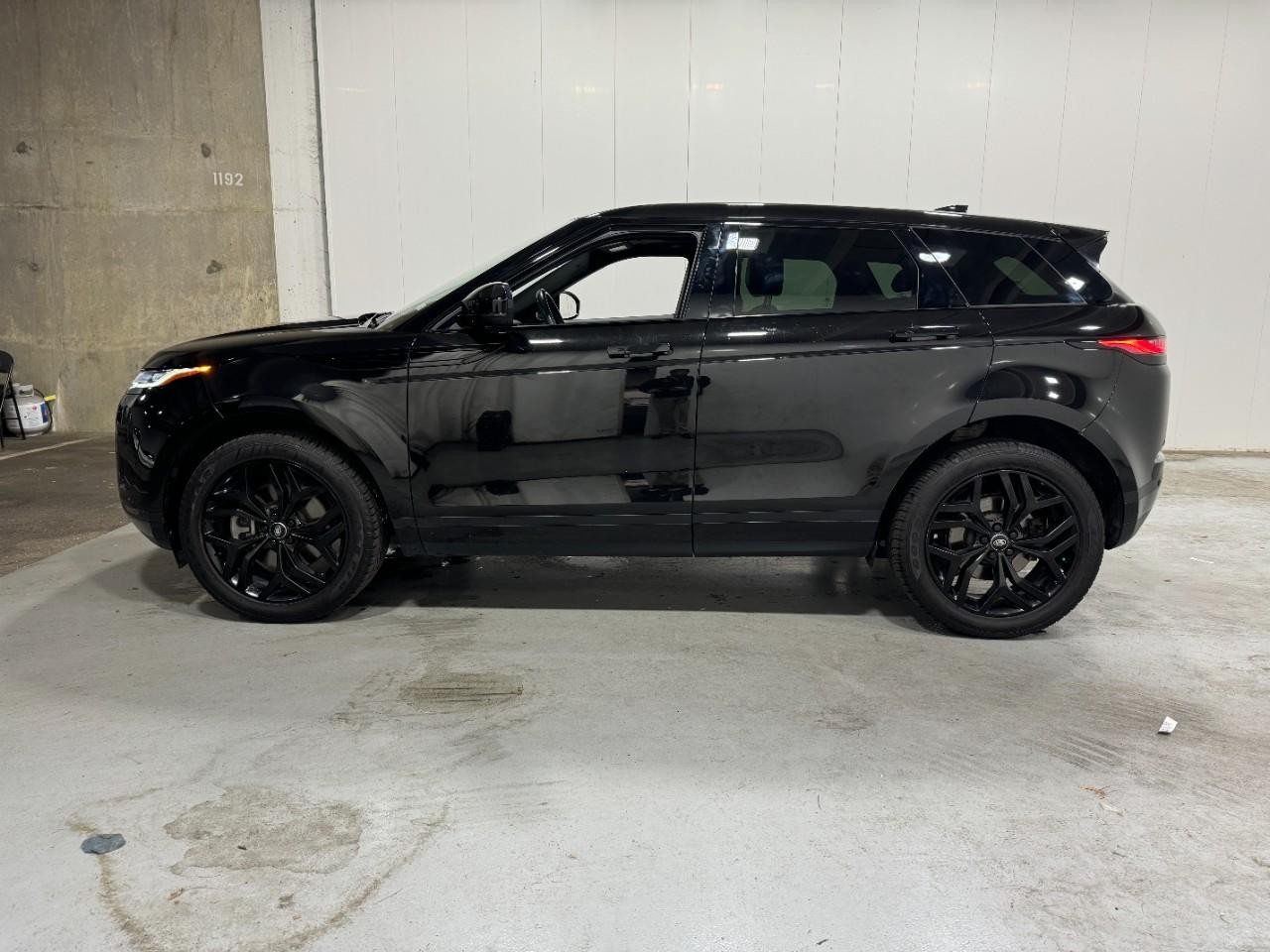 Land Rover Range Rover Evoque Vehicle Full-screen Gallery Image 2