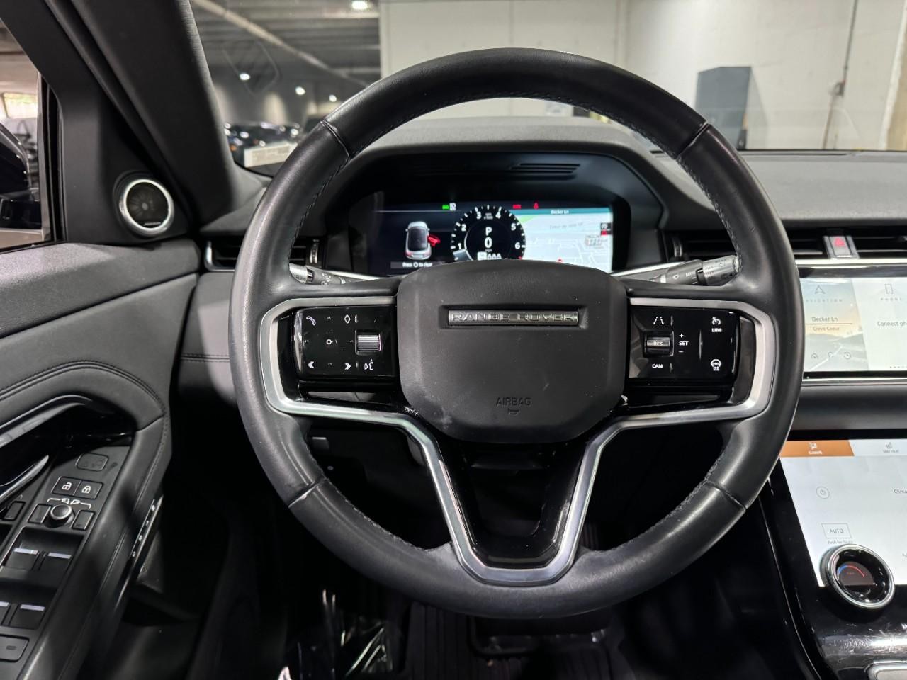 Land Rover Range Rover Evoque Vehicle Full-screen Gallery Image 13