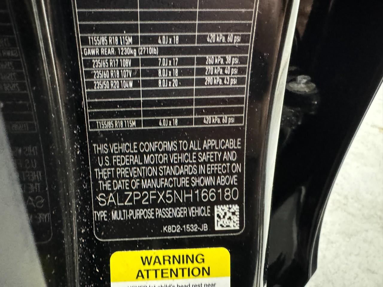 Land Rover Range Rover Evoque Vehicle Full-screen Gallery Image 33