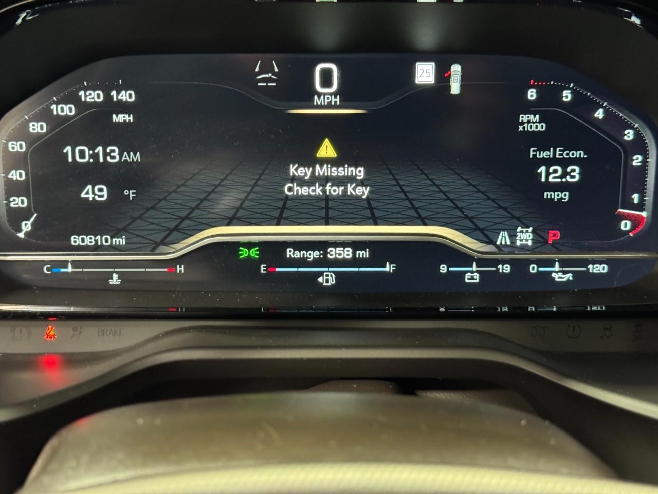 GMC Yukon Vehicle Full-screen Gallery Image 23