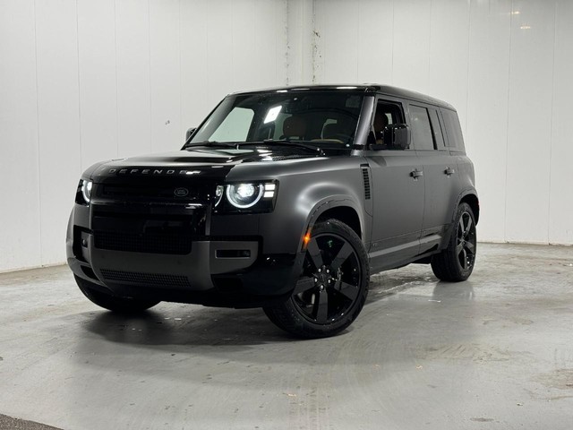 2026 Land Rover Defender V8's photo