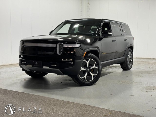 2023 Rivian R1S Adventure's photo