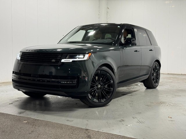 2025 Land Rover Range Rover SE's photo