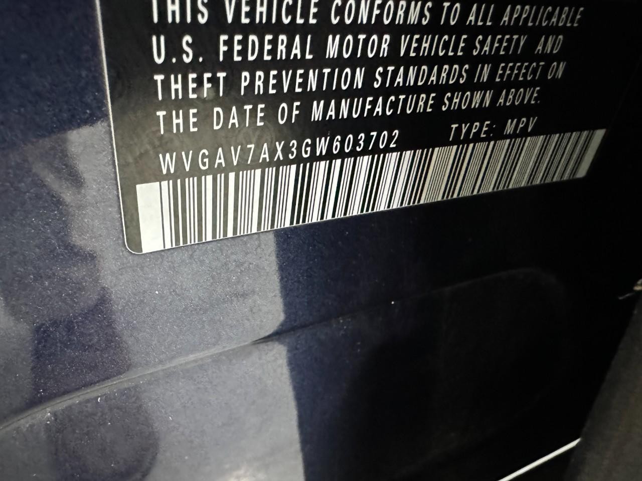 Volkswagen Tiguan Vehicle Full-screen Gallery Image 32