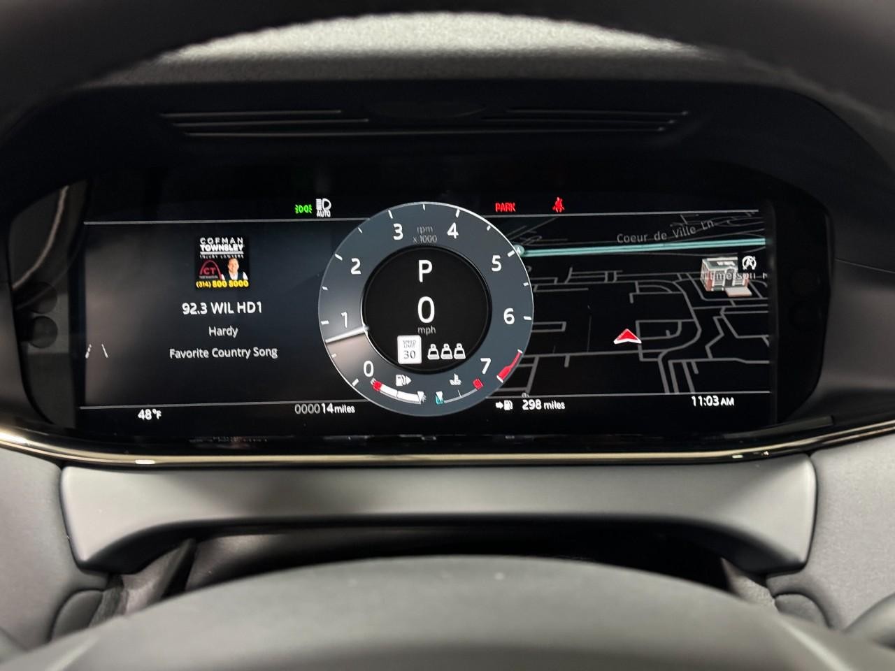 Land Rover Range Rover Evoque Vehicle Full-screen Gallery Image 30