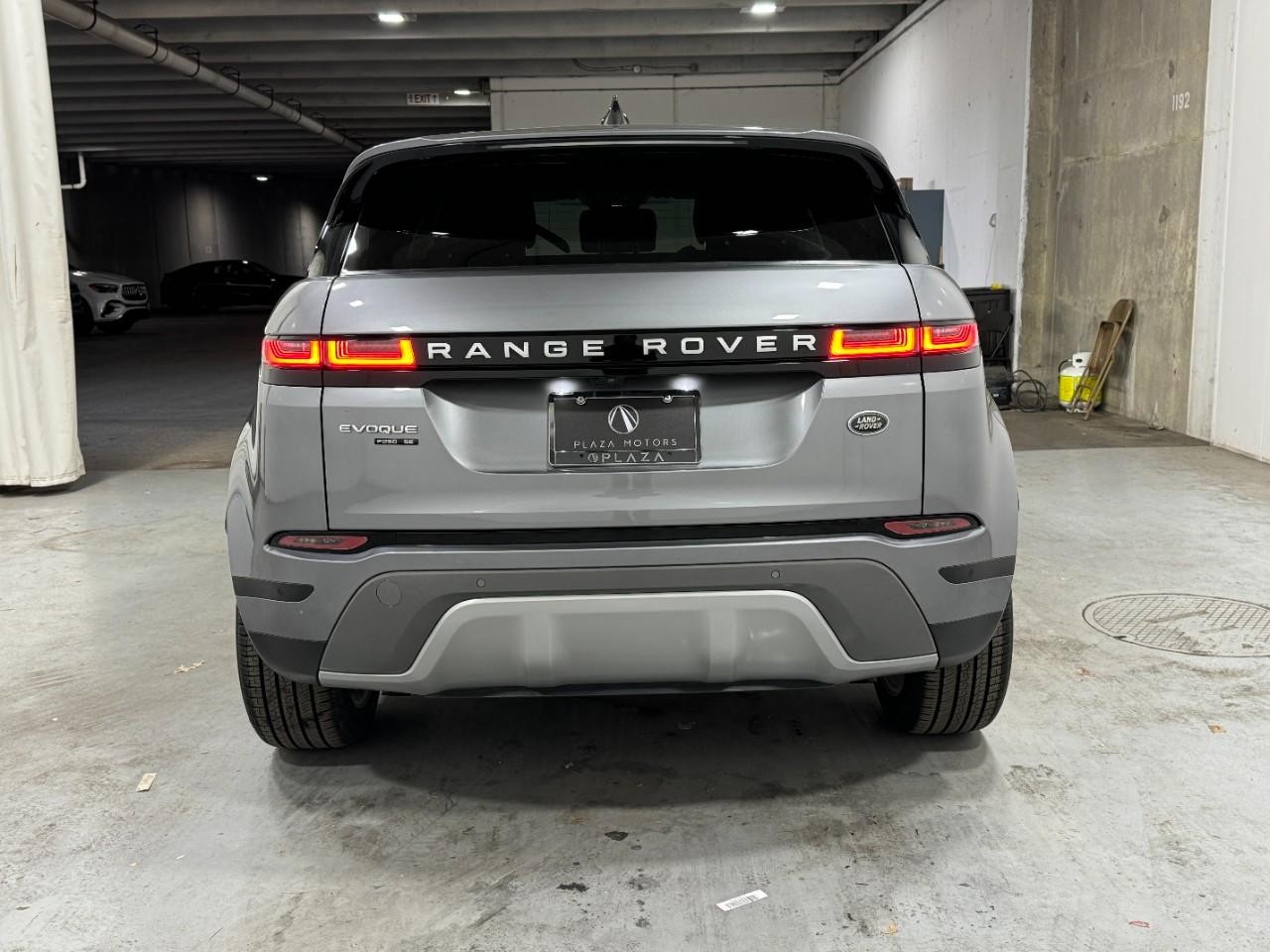 Land Rover Range Rover Evoque Vehicle Full-screen Gallery Image 9