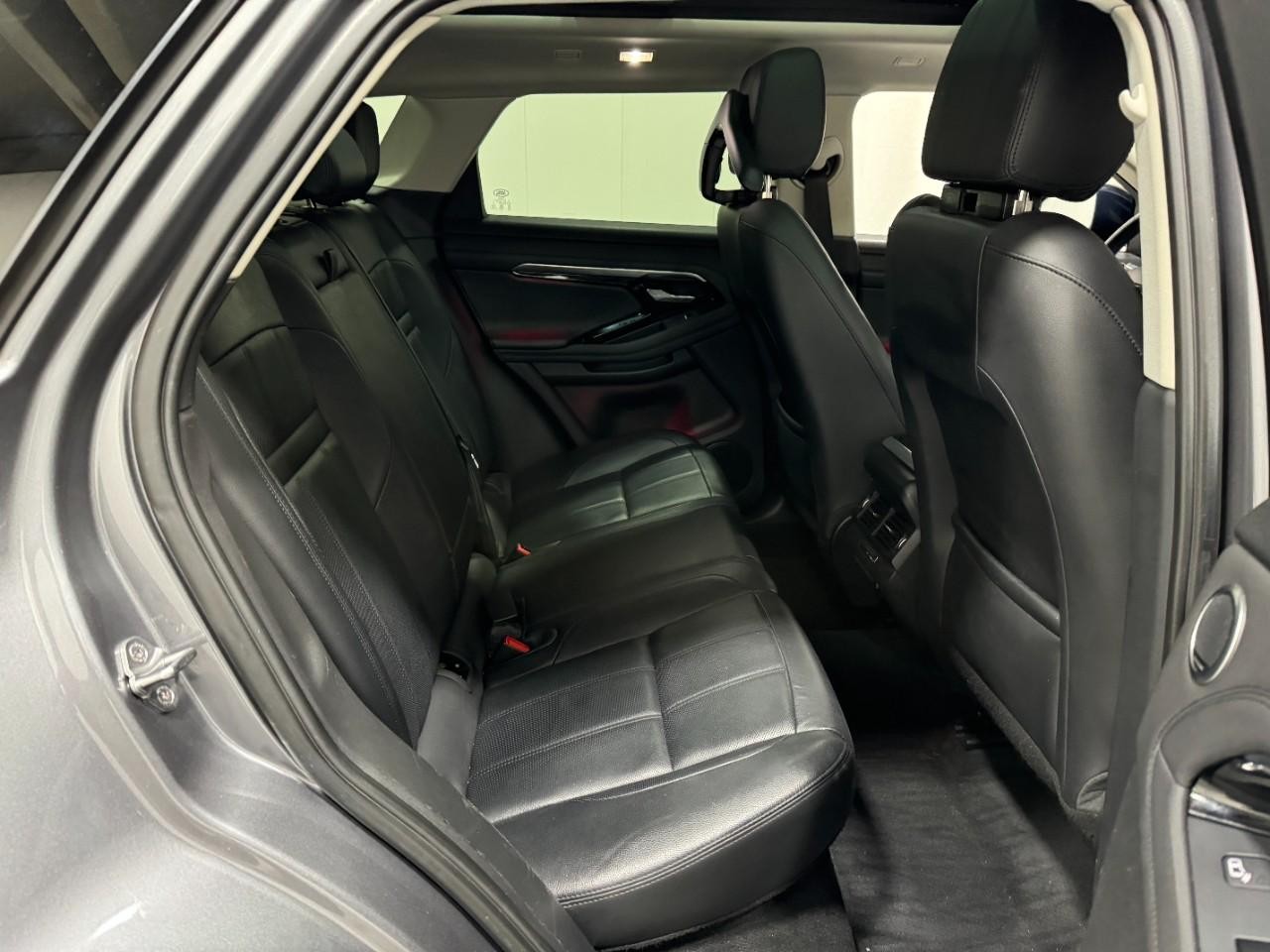 Land Rover Range Rover Evoque Vehicle Full-screen Gallery Image 10