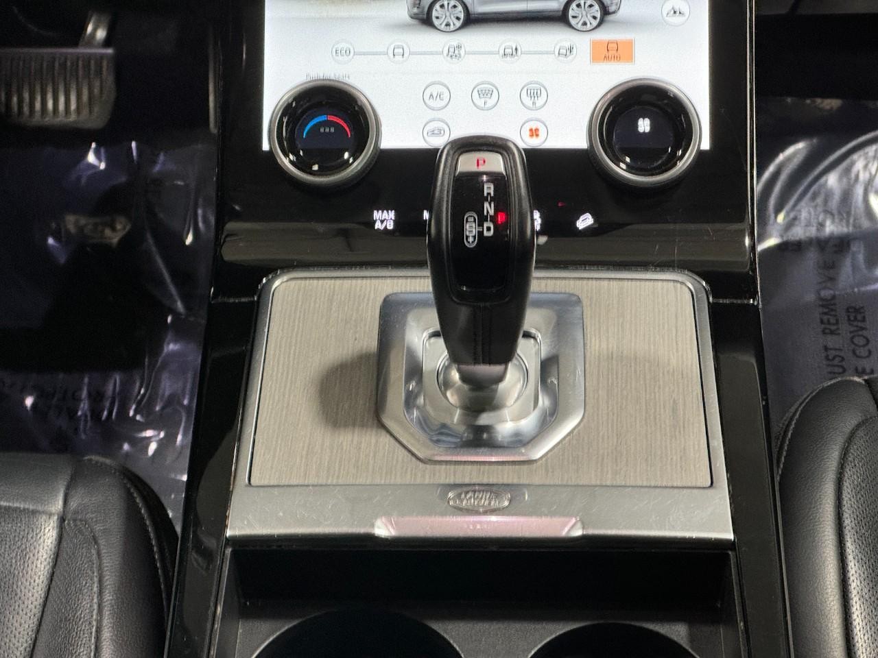 Land Rover Range Rover Evoque Vehicle Full-screen Gallery Image 16