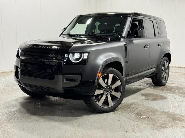 2026 Land Rover Defender V8's photo