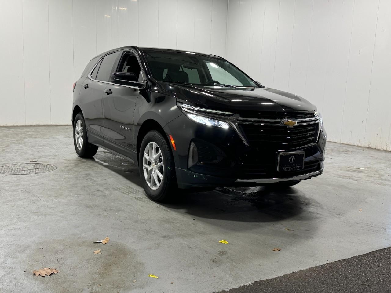 Chevrolet Equinox Vehicle Full-screen Gallery Image 06